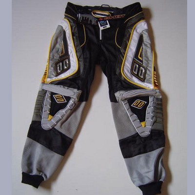 Pantalon Cross-Enduro Shot Evolution Negro y Amari