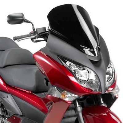 Cúpula negra marca Givi para Honda Silver Wing T 4