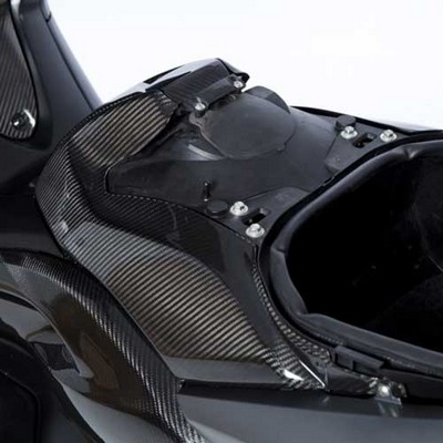 Laterales bajo asiento en carbono, incluye derecho