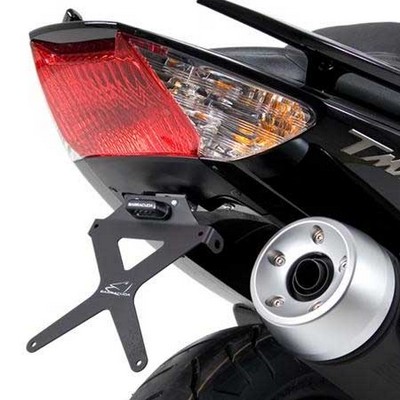 BARRACUDA. Portamatriculas reclinable para Yamaha 