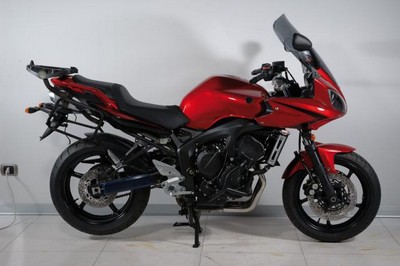 PORTAMALETAS LATERAL YAMAHA FZ6 S2/ FZ6 FAZER S2 '