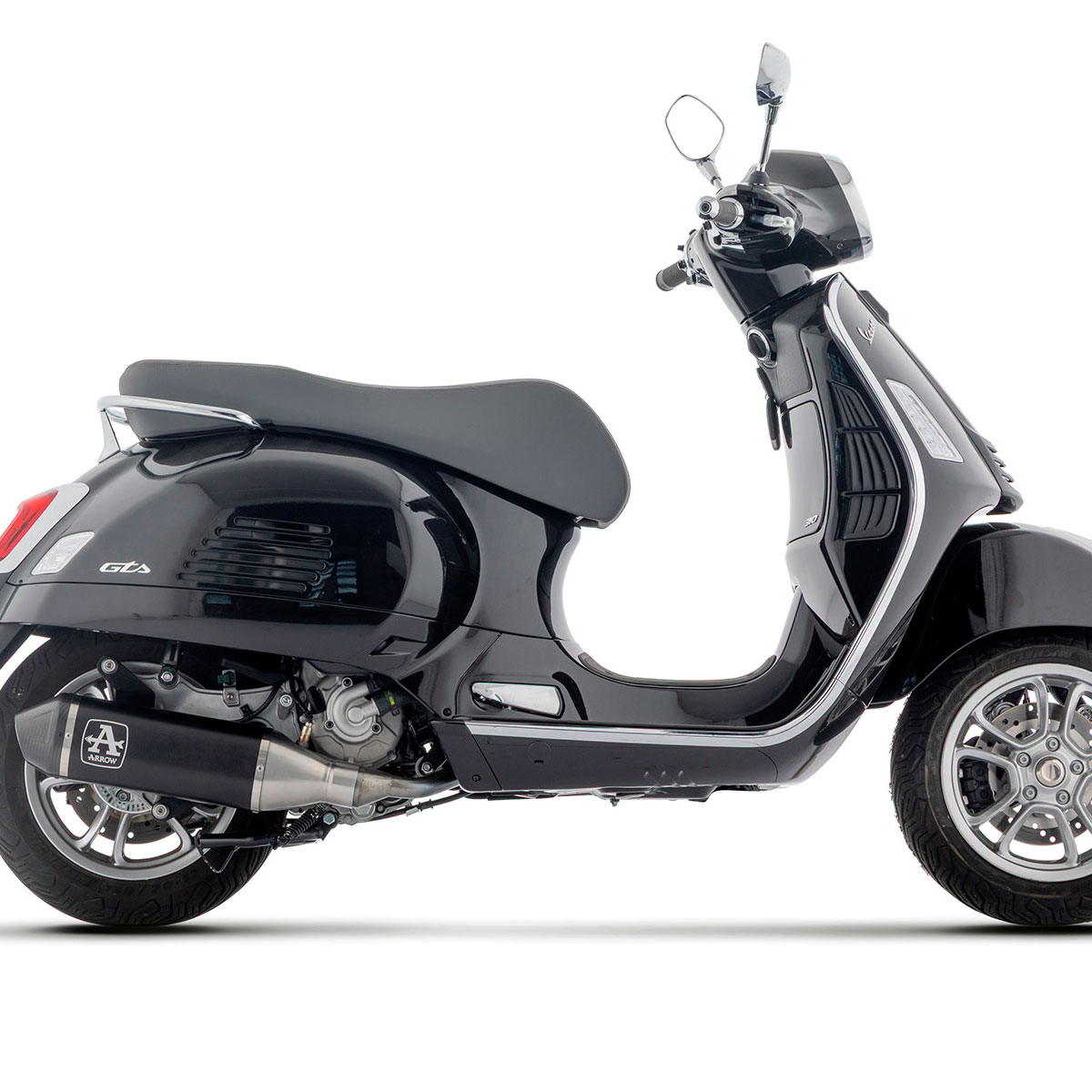 Escape Urban negro tapa carbono Piaggio Vespa GTS 310 25+