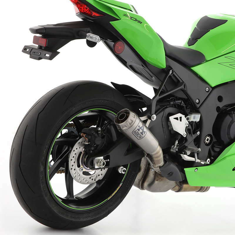 Escape Arrow Kawasaki ZX10RR 21-24 titanio