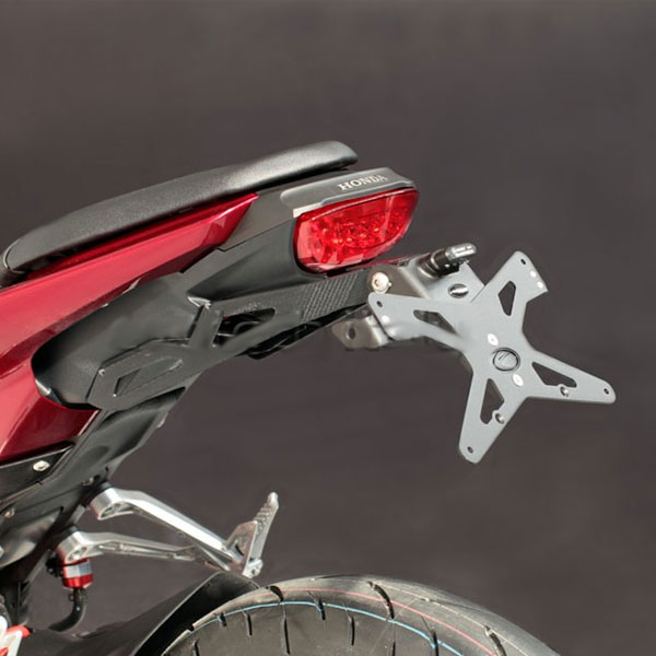 Portamatriculas Honda CB125R 18-