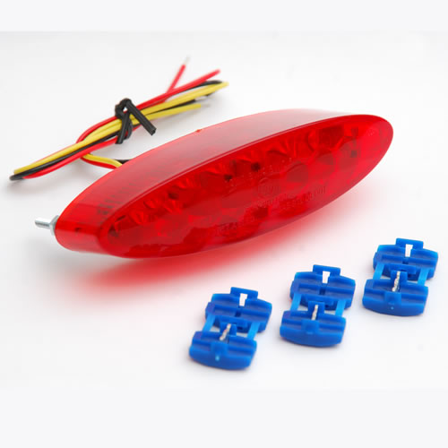Luz matricula roja para portamatriculas marca RG Racing