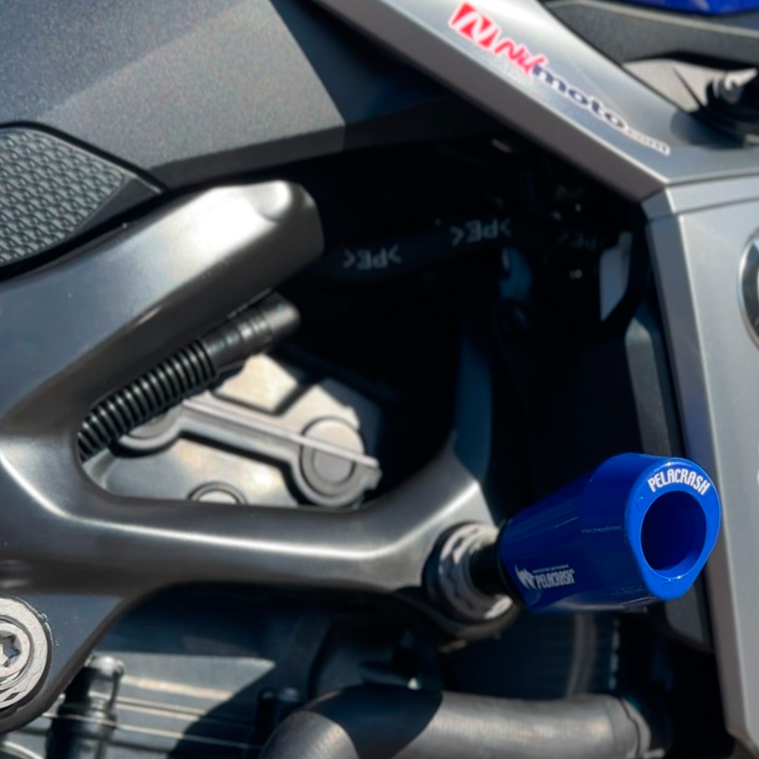 Pelacrash tacos protector de carenado moto BMW F900R 20-
