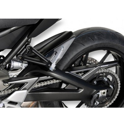 Guardabarros Trasero con cubrecadena Ermax Yamaha MT09 Tracer 15-17 Â· 3