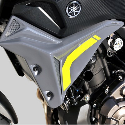 Tapas laterales cubreradiador Ermax moto Yamaha MT07 14-17 Â· 2