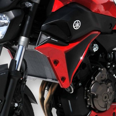 Tapas laterales cubreradiador Ermax moto Yamaha MT07 14-17 Â· 3