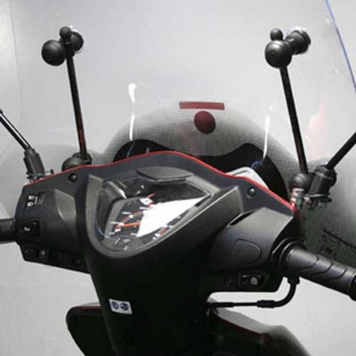 Soporte parabrisas Club para Honda Vision 110 11-16