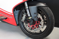 Kit eje delantero Evotech Ducati Panigale acero k100 con tuercas Â· 3