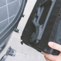 Bolsa lateral Legend 9.8L Marrón. Para soportes Â· 3