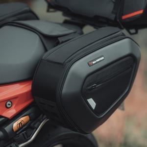 Juego de alforjas PRO BLAZE H con soportes Yamaha MT09 17 Â· 3