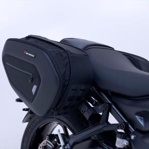 Juego de alforjas Pro BLAZE con soportes Trident 660