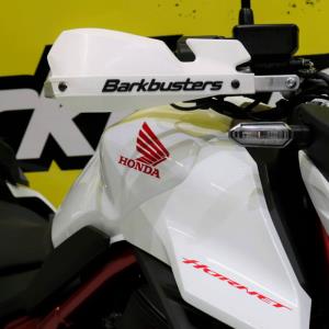  MCHMFG Paramanos de moto de cross con empuñaduras, protectores  de mano de motocicleta de 7/8 pulgadas y 1 1/8 pulgadas para cuatrimoto,  soporte universal para motocross todoterreno, color blanco : Automotriz