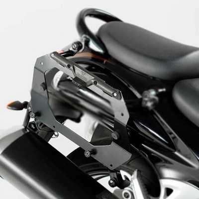 Portamaletas lateral Sw-motech para maletas V35 o K33. Suzuki Hayabusa 1300 2008-