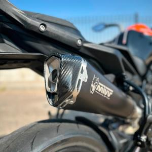Escape mivv KTM Duke 790-890 delta negro Â· 2
