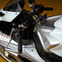 Amortiguador de dirección Hyperpro Suzuki GSXR 600/750 06-07 Â· 3
