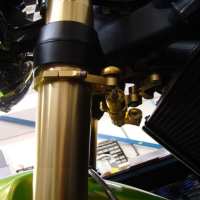 Amortiguador de direccion Hyperpro Triumph SPEED TRIPLE 1050 05-10 Â· 3