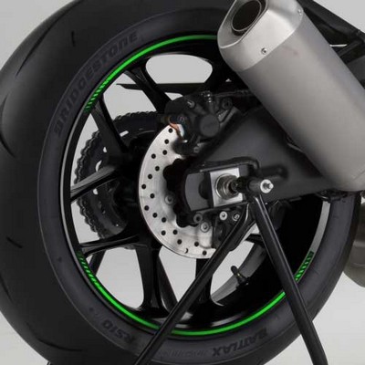 Adhesivo para llantas de moto en arco marca Puig Â· 4