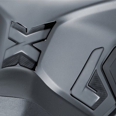 Protector de deposito marca Puig en moto Kawasaki Z650 17-