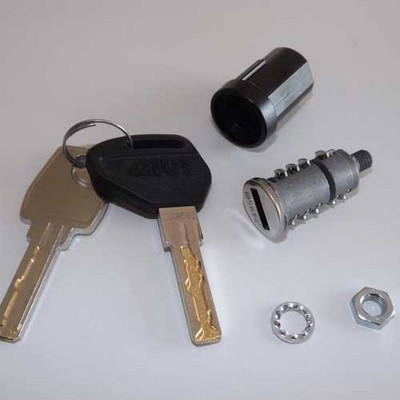 Juego de llaves y bombin Security lock de Givi para 1, 2 o 3 maletas