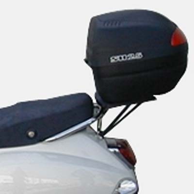 Shad KIT TOP PIAGGIO LX50-125 05-14 Para instalar una maleta trasera