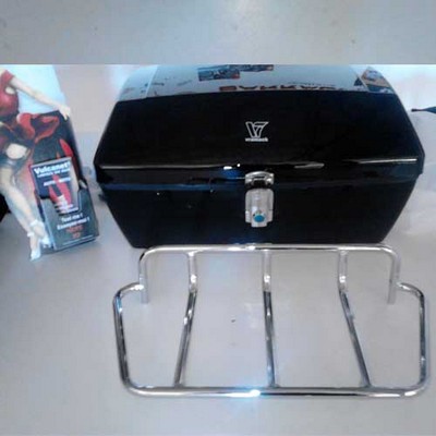 Portapaquetes superior cromado para maletas de moto Â· 2