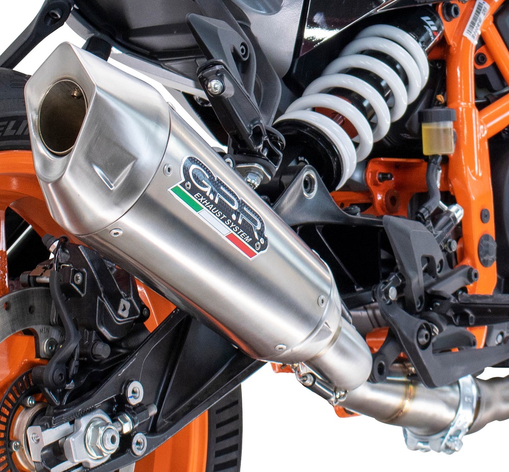 Escape GPR GP-Revo Titanium Husqvarna Svartpilen 125 Â· 3