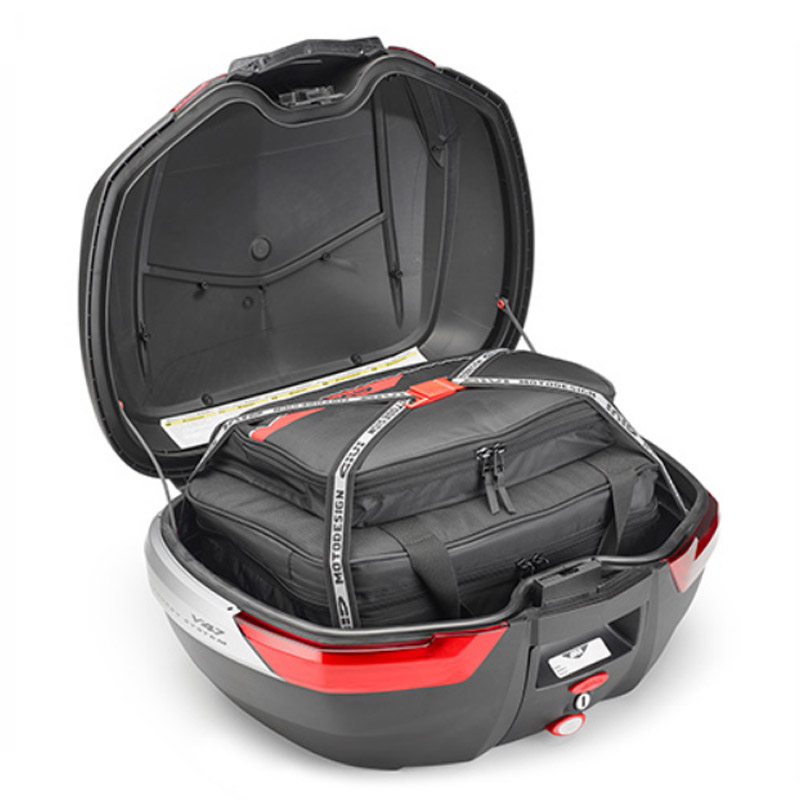 Equipaje 100% protegido y seco con las bolsas interiores Givi Storm. Por si  quieres conducir bajo el agua